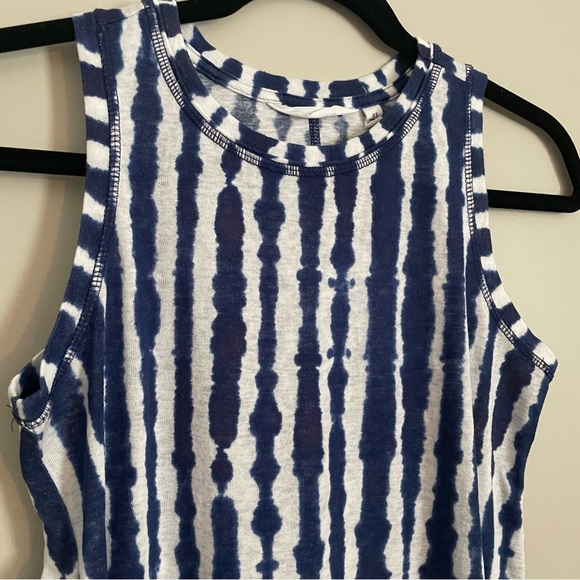 Athleta Blue & White Tie Dye Breezy Racerback Tunic Tank Top Size xs - Picture 3 of 7